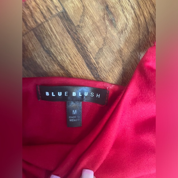 American Threads (blue blush brand) Red Tank top (halter top) Size M - Picture 2 of 5